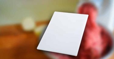 How To Clean Plastic Cutting Board